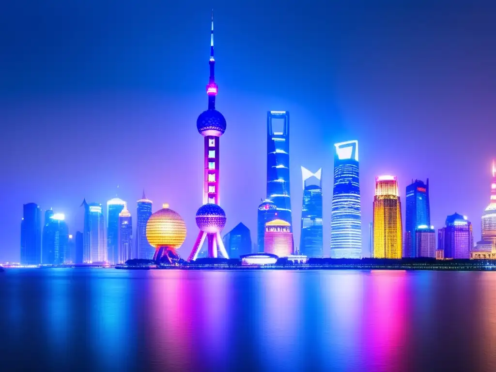 Una impactante vista nocturna del horizonte de Shanghái reflejado en el sereno río Huangpu, destacando la icónica Torre Perla Oriental